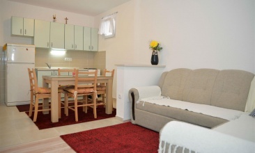 Kuća Nedjeljko, Apartman 4 c, Betina