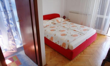 Kuća Doris, Apartman 2+1 b, Jezera