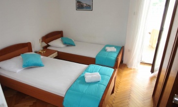 Kuća Marica, Apartman 4+1, Tisno