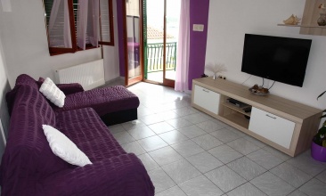 Kuća Smilja, Apartman 4+2 b, Jezera