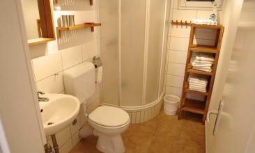 Kuća Atos 1, Soba  2+2 a, Murter