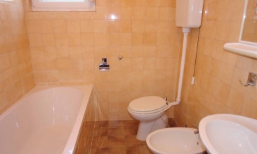 Kuća Gabrijela, Apartman 4+2, Betina