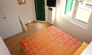 Kuća Atos 1, Soba  2 b, Murter