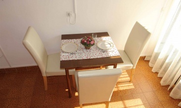 Kuća Gabrijela, Apartman 2+1 b, Betina