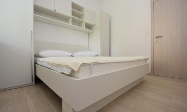 Kuća Crna 2, Kuća za odmor 6+2, Murter