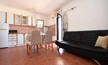 Kuća Željka, Apartman 2+1 a, Betina