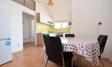 Kuća Željka, Apartman 2+2 b, Betina