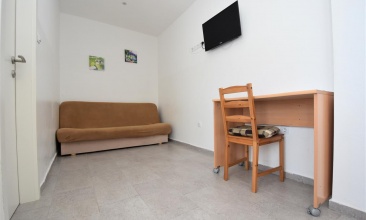 Vila Bonino, Apartman 4+2 c, Murter