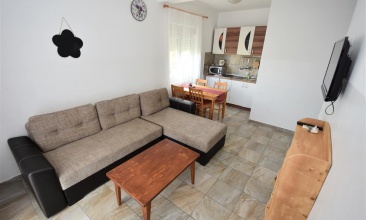 Vila Bonino, Apartman 2+2 b, Murter