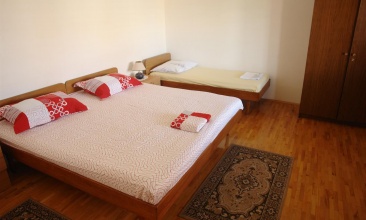 Kuća Emila, Apartman 6+1, Betina