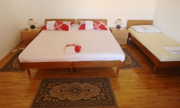 Kuća Emila, Apartman 6+1, Betina