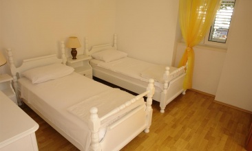 Kuća Laura, Apartman 4 a, Jezera