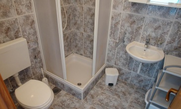 Kuća Ljubica, Apartman 2+1 a, Tisno