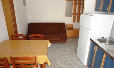 Kuća Ljubica, Apartman 4+1, Tisno