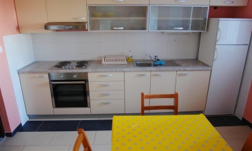 Kuća Mirko, Apartman 2+2 d, Murter