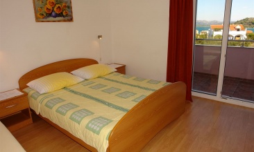 Kuća Miro, Apartman 4+2 a, Murter