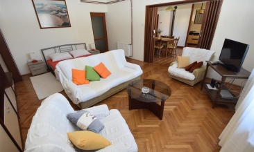 Kuća Siniša , Kuća za odmor 4+2, Murter