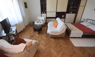 Kuća Siniša , Kuća za odmor 4+2, Murter