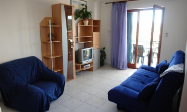 Kuća Smilja, Apartman 4+2 a, Jezera