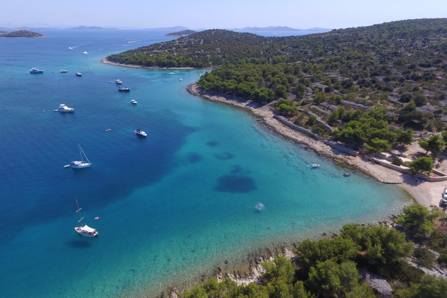 Uvala Gušćica Jezera