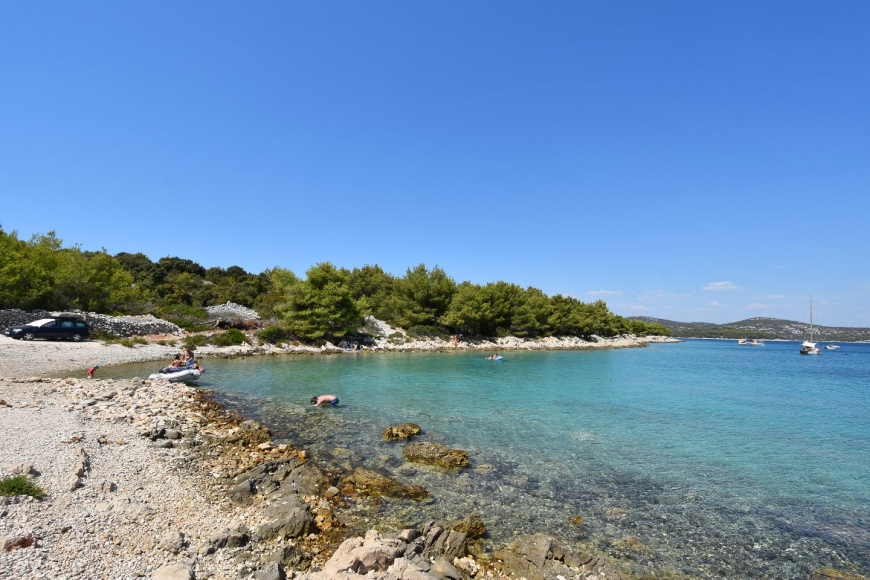 Kupanje na plaži Gušćica