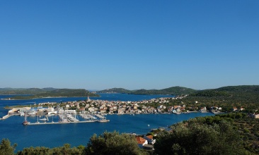Vidikovac Gradina, pogled na Betinu